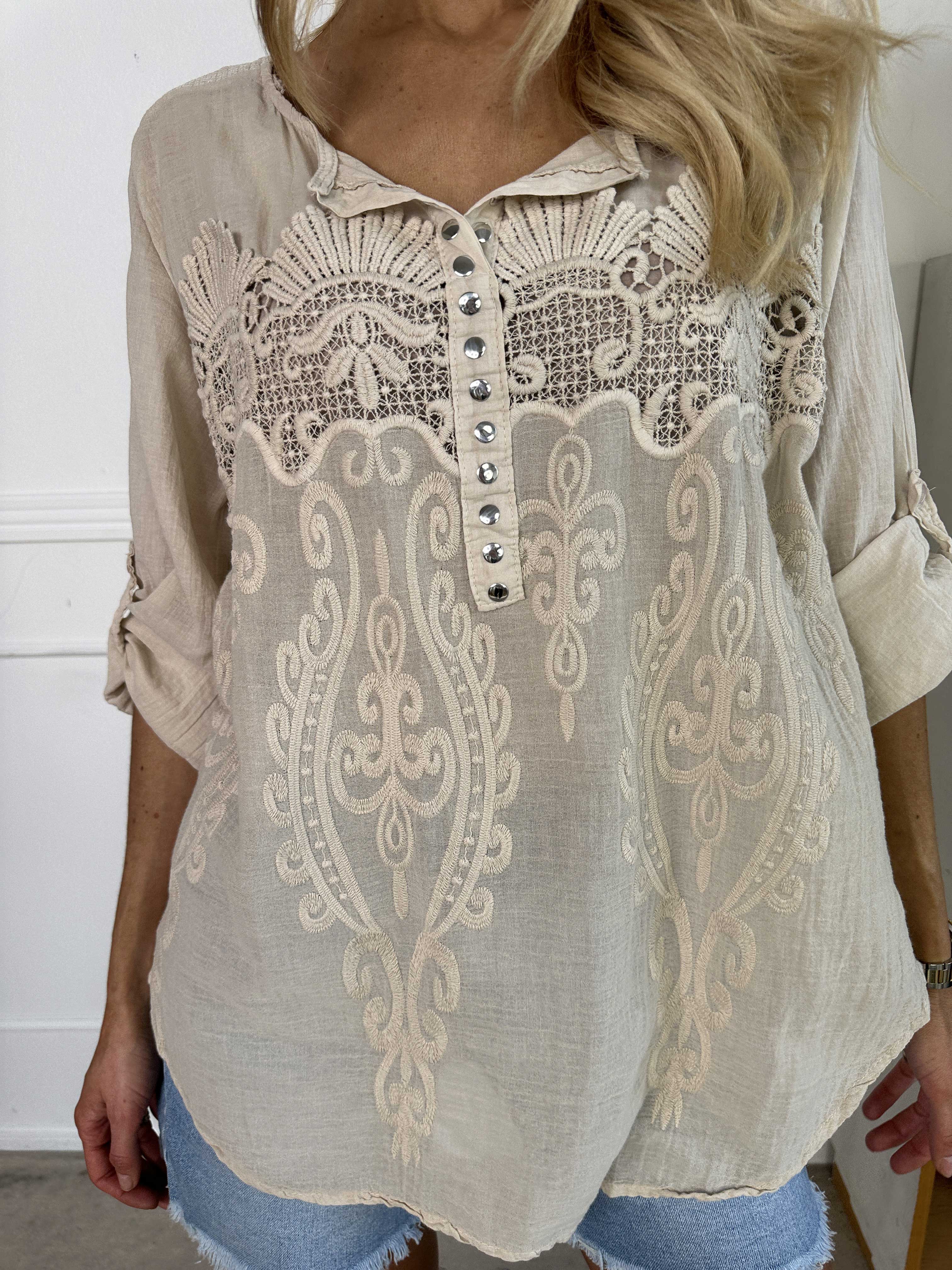 Ellis - Tunika i bomuld detaljeret med broderinger og pailletter